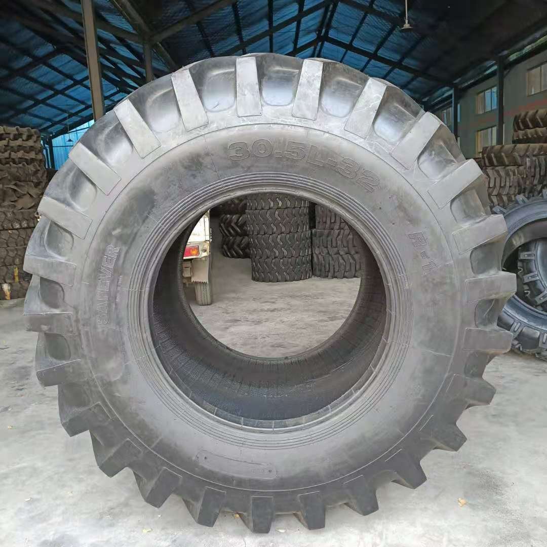 Combine Tyre 800/65R32 30.5L-32 Agricultural Mechanical Tyre Lumbering Machinery Transporter Tires