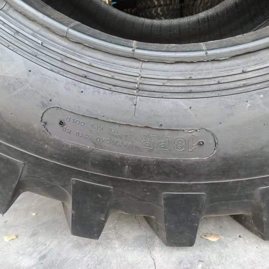 Combine Tyre 800/65R32 30.5L-32 Agricultural Mechanical Tyre Lumbering Machinery Transporter Tires
