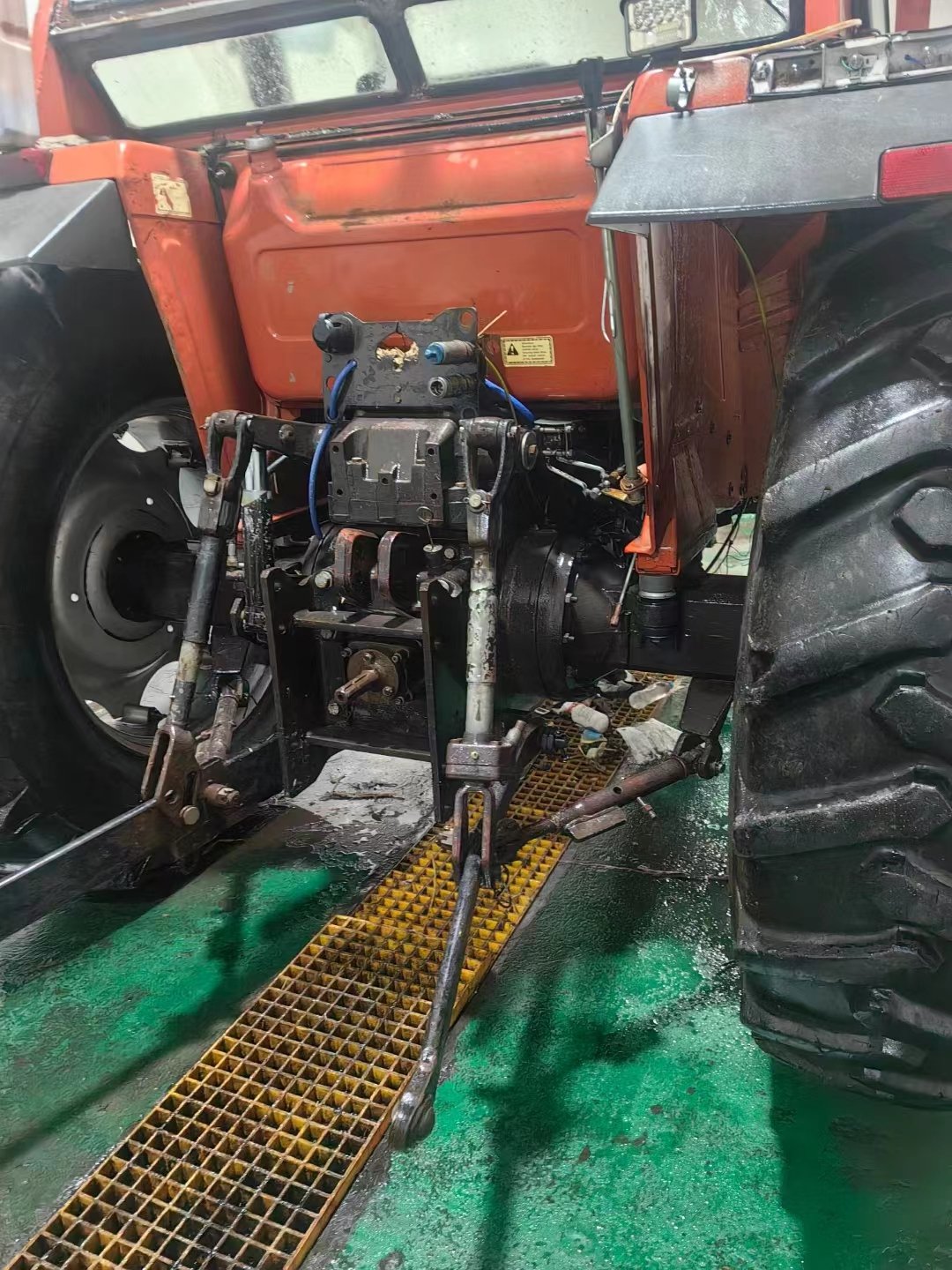 Used Fiat Tractor 110-90 130-90 180-90 Made in Italy Agricultural Equipment Farm Machinery Wheel Tractor Maquinas Agricolas