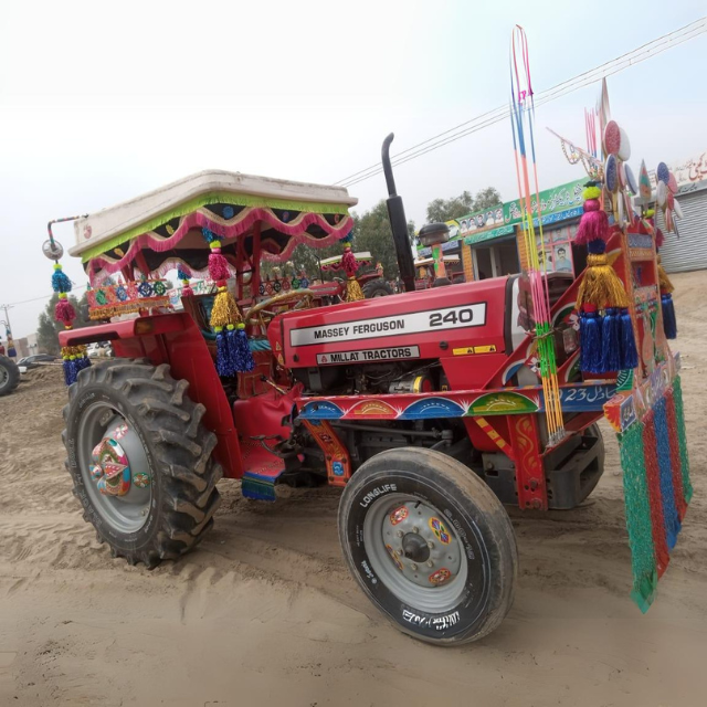 Quality Pakistan made Agricultural Tractor Massey Ferguson 240