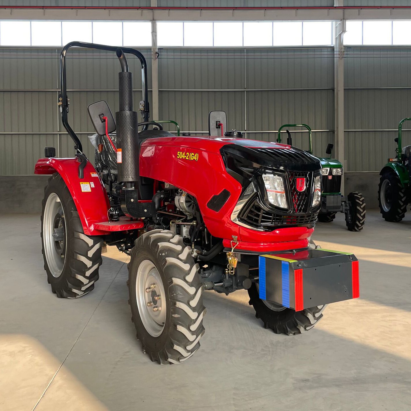 Hot Sale Mini Agricultural Equipment Tractor Four-wheeled Farm hyundai Tractor with Different Attachments