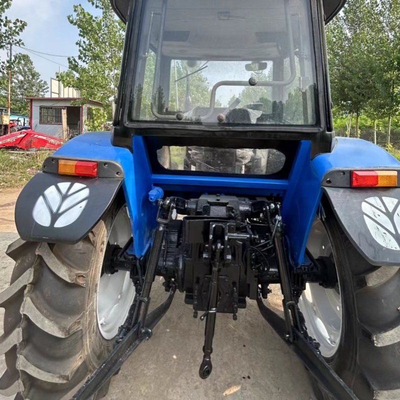 Used Wheel Tractor 4X4wd N Ew Holland 70hp SNH704 Farming Equipment Agricultural Machinery for Sale