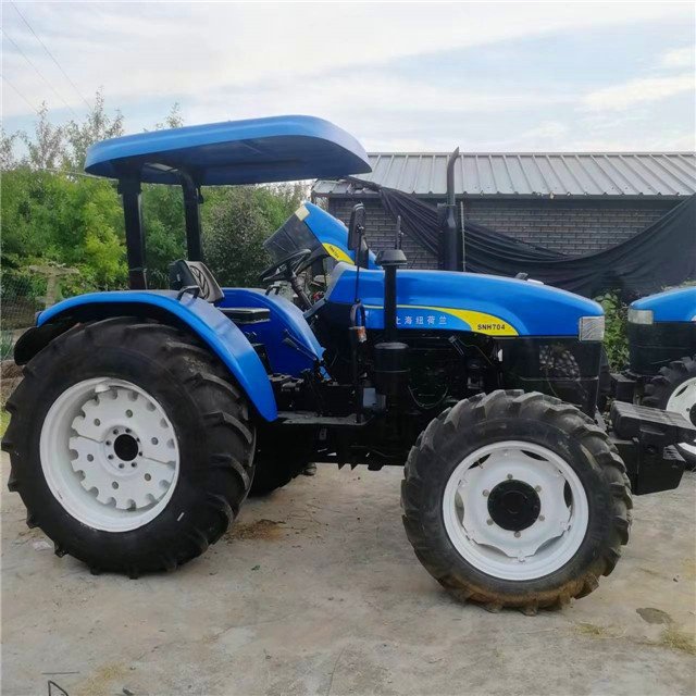 Snh 754 Snh 704 Tt75 Used New Holland Tractor with Front Loader