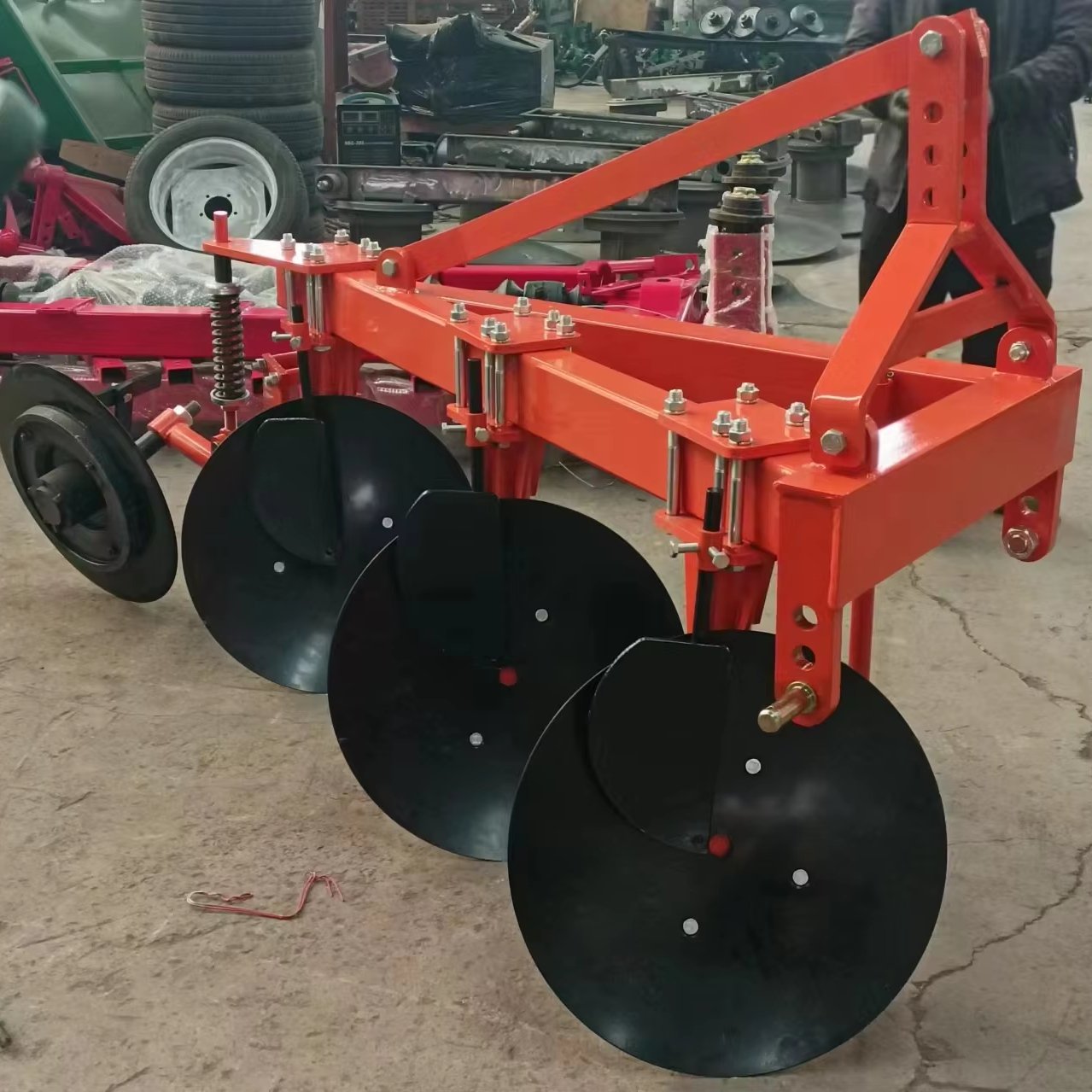 Hot Sale Farm Equipment Mini Plow 2 Wheel Walking Tractor With Disc Plough Machine