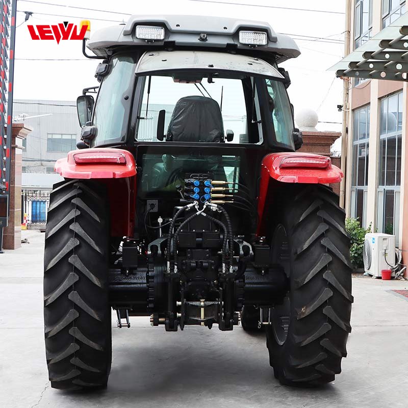 China Manufactured cheapest tractor 100HP 80HP Four-Wheel Hydraulic Agricultural Tractor with Excavator loader
