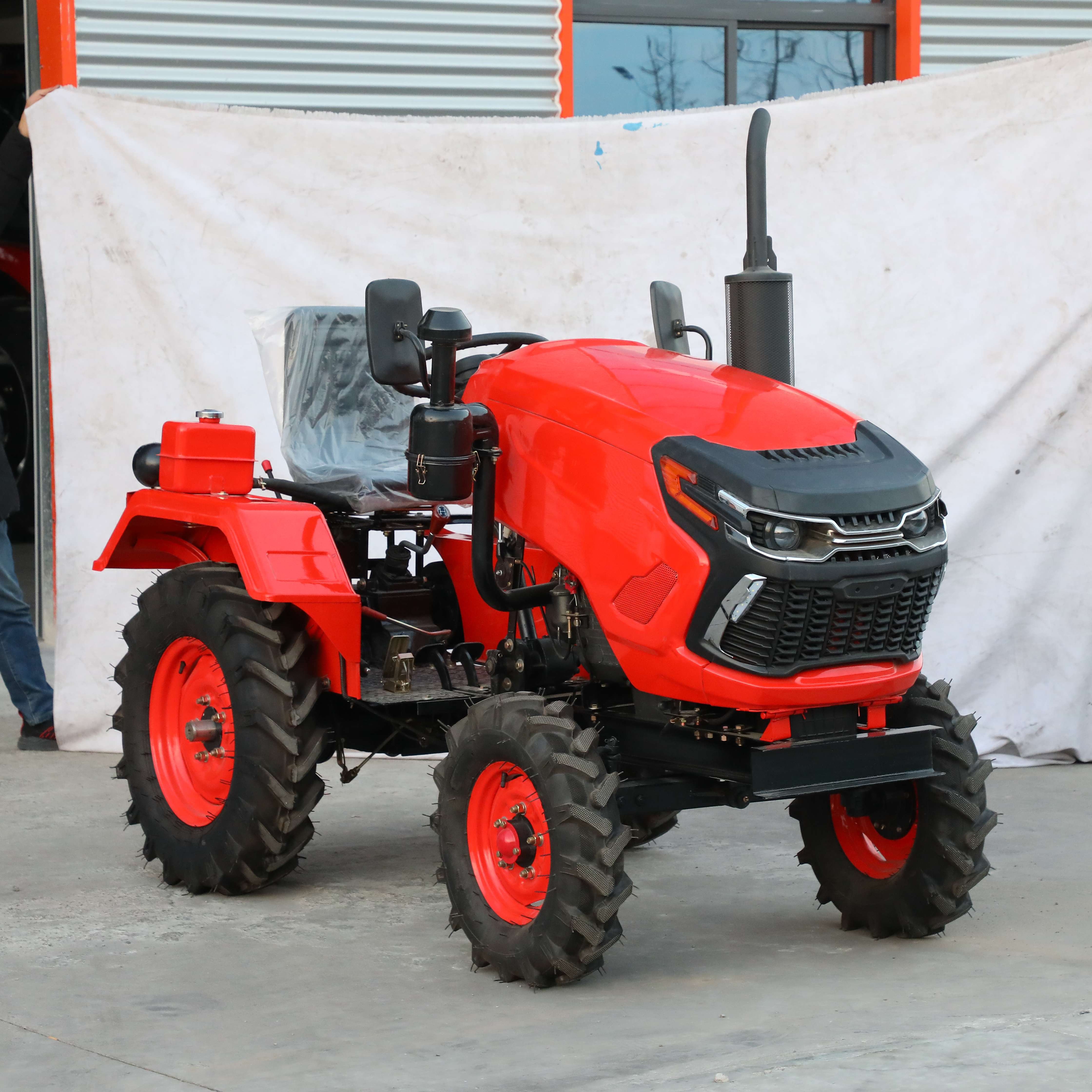 LKK-12hp Agriculture Farm Multifunctional Tractor with Environmental Protection Engine Cultivators Agricultural Farming Walking