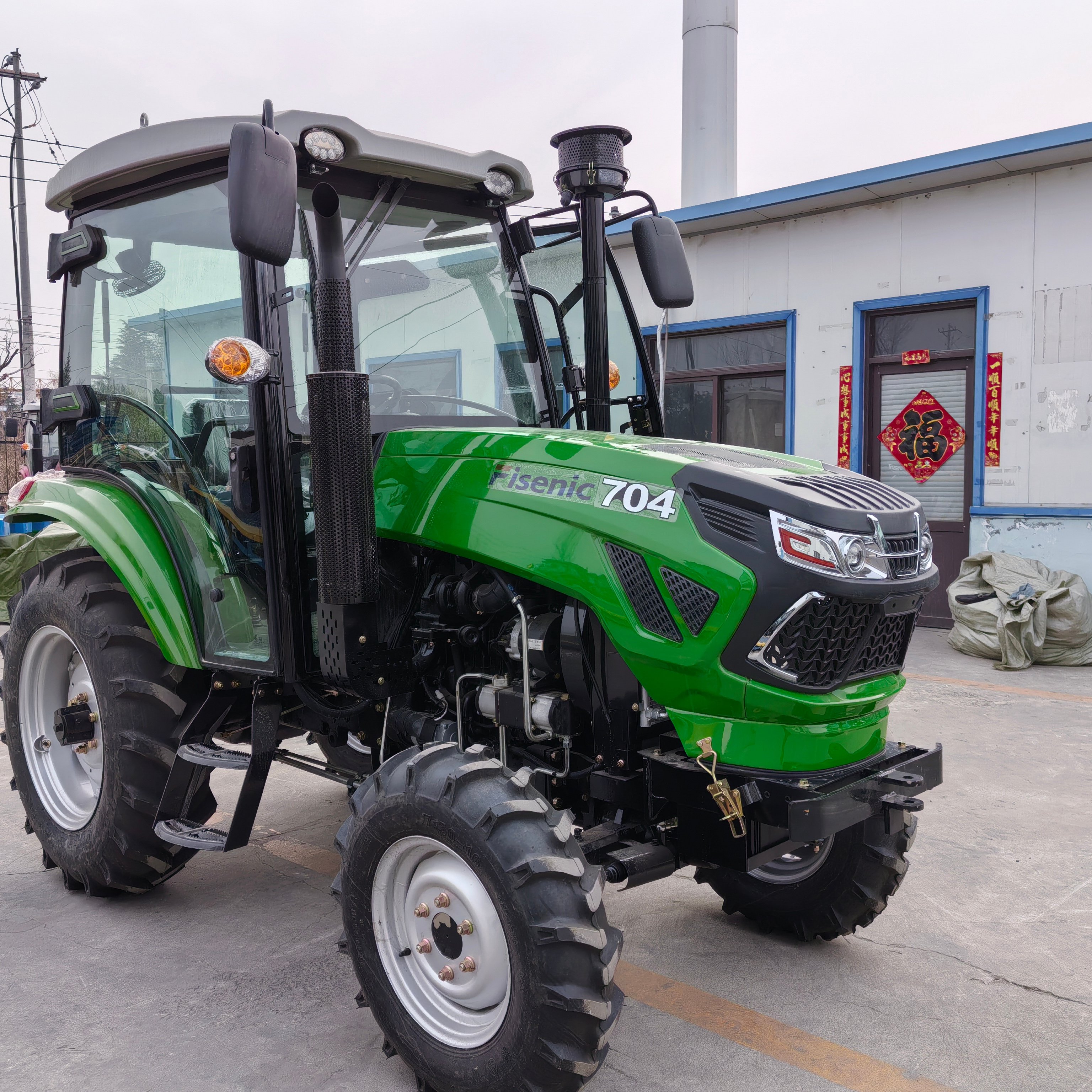 704A Model 4x4WD Green Tractor 70hp Diesel Engine Wheel YTO Used for Farming New Condition with Pump Motor Core Components