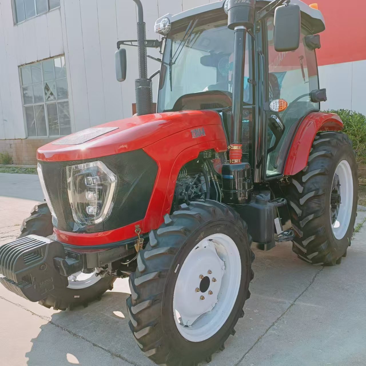 Agriculture Machinery Equipment Farm Tractor Agricultural Machinery Equipment Farm Cultivator Tractor and Farm Equipment