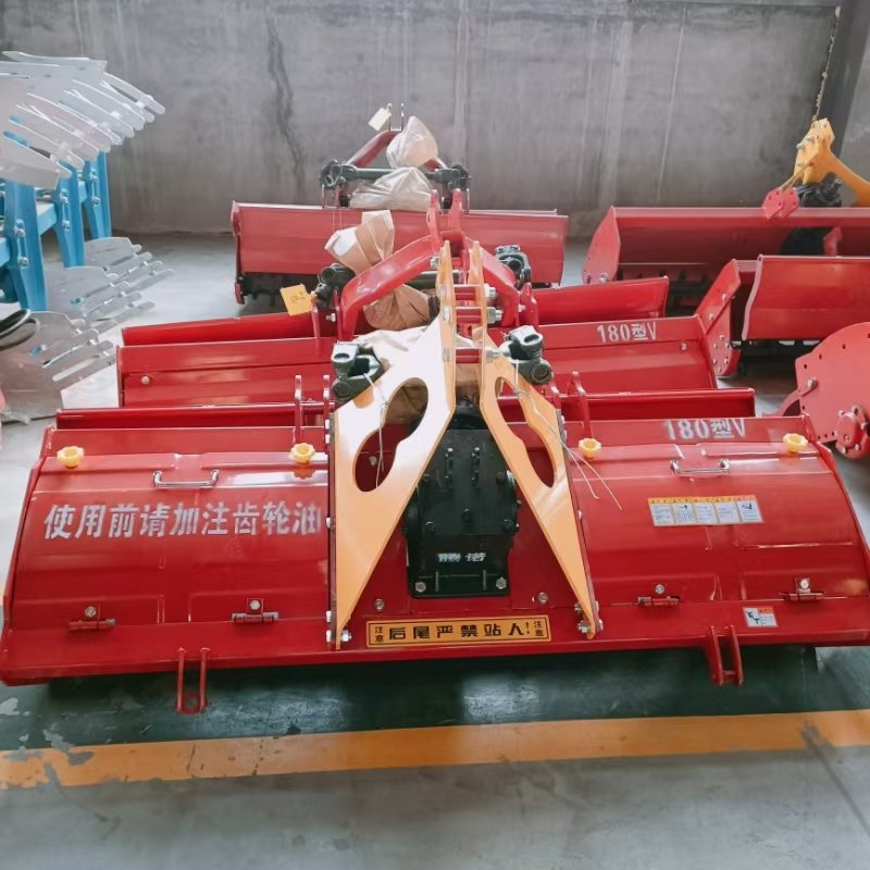 Powerful Agricultural Tractor and Efficient Tractor