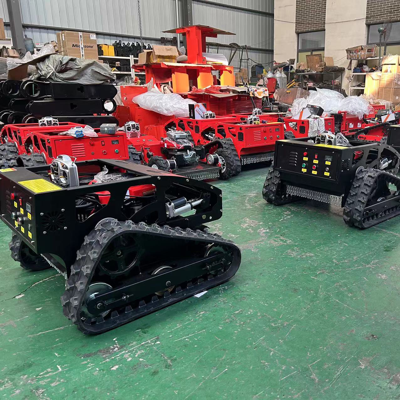 Rubber Track Electric Remote Control Electric Corded Lawn Mower Robot zero Turn Lawn Mower With Snow Plow