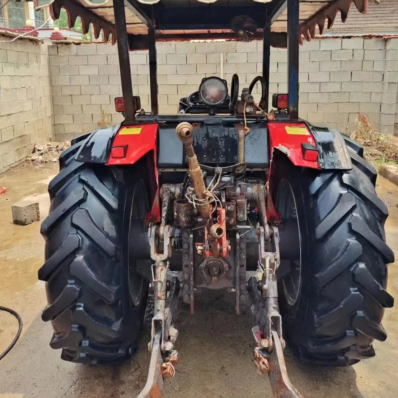 Used Tractors Massey Ferguson MF374 60HP 4WD Farm Orchard Compact Tractor Agricultural Machinery China Tractors Spare Parts