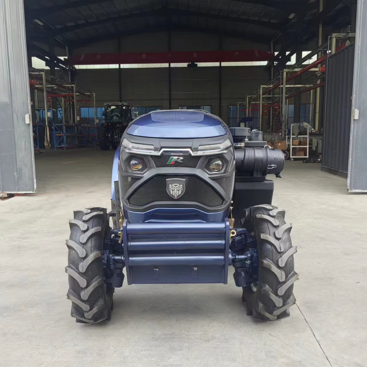 4x4 50 HP Multifunctional Agricultural Tractor Mini Four-Wheel Garden Tractor with Core Engine and Bearing Components