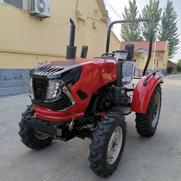 International 4x4 Tractors with Engine Gearbox & Bearing Core Components 100HP-180HP Rated Power for Home Use