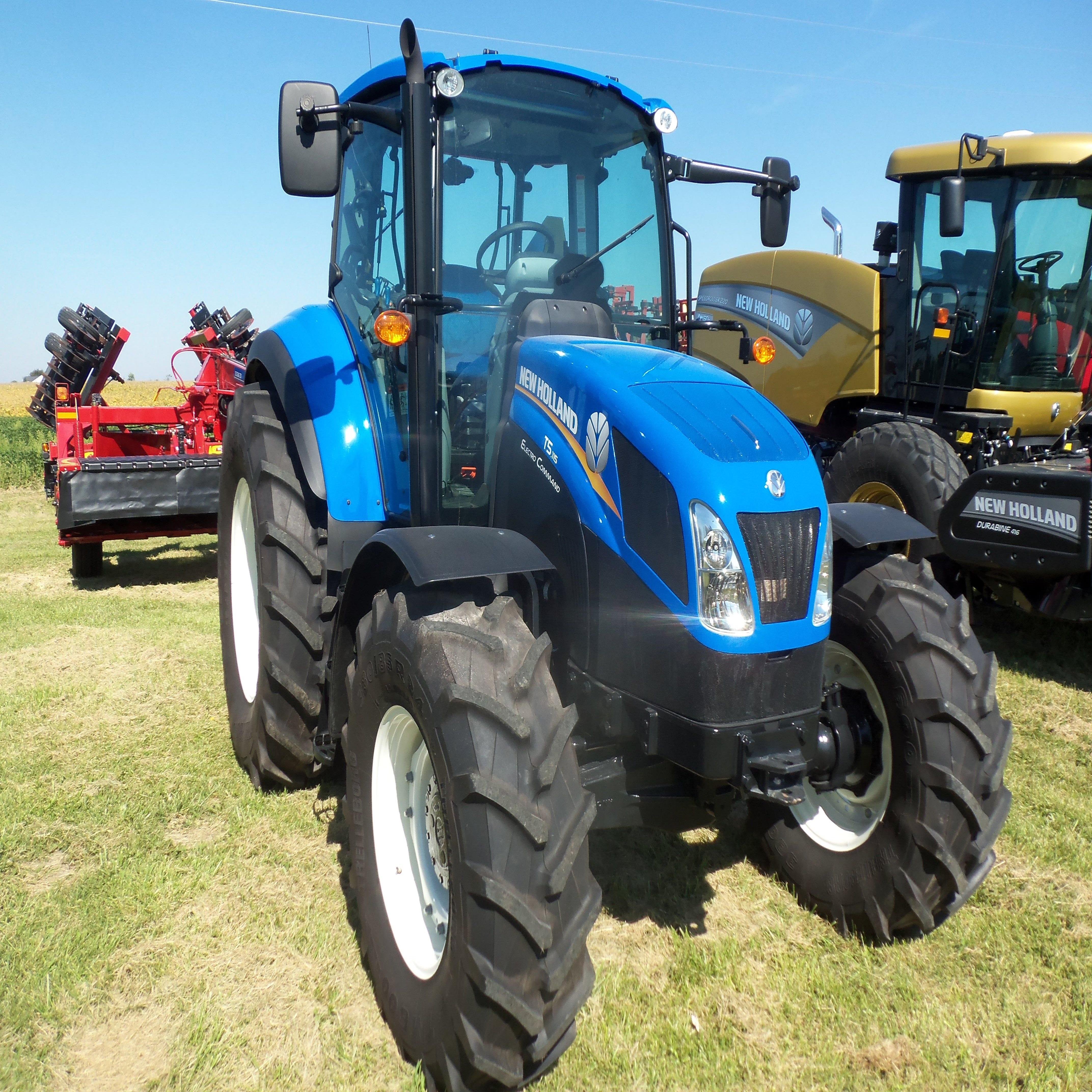 Top Quality New Hollands ford 8340 New Holland Tractor 7840 4 Wheel Drive Agricultural Machinery
