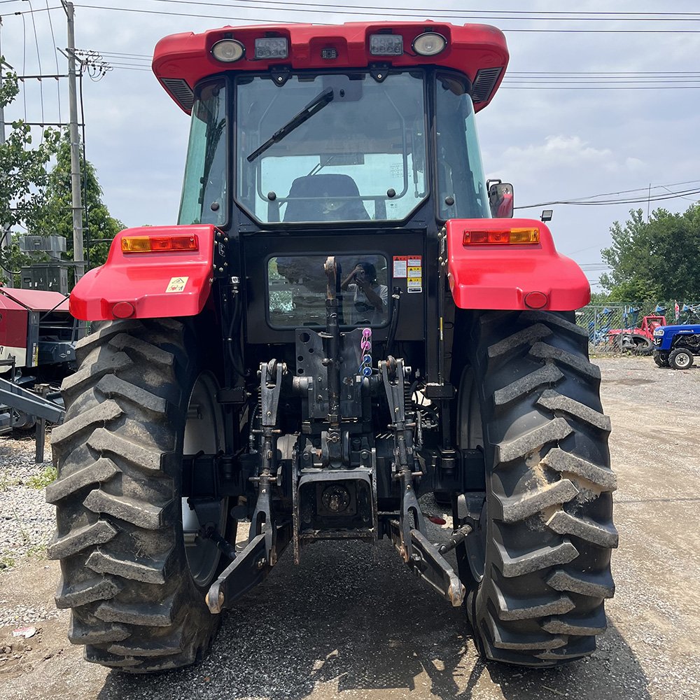 150hp Yto Brand Wheel Tractor 4x4wd With Farming Equipment Agricultural Machinery Tractor