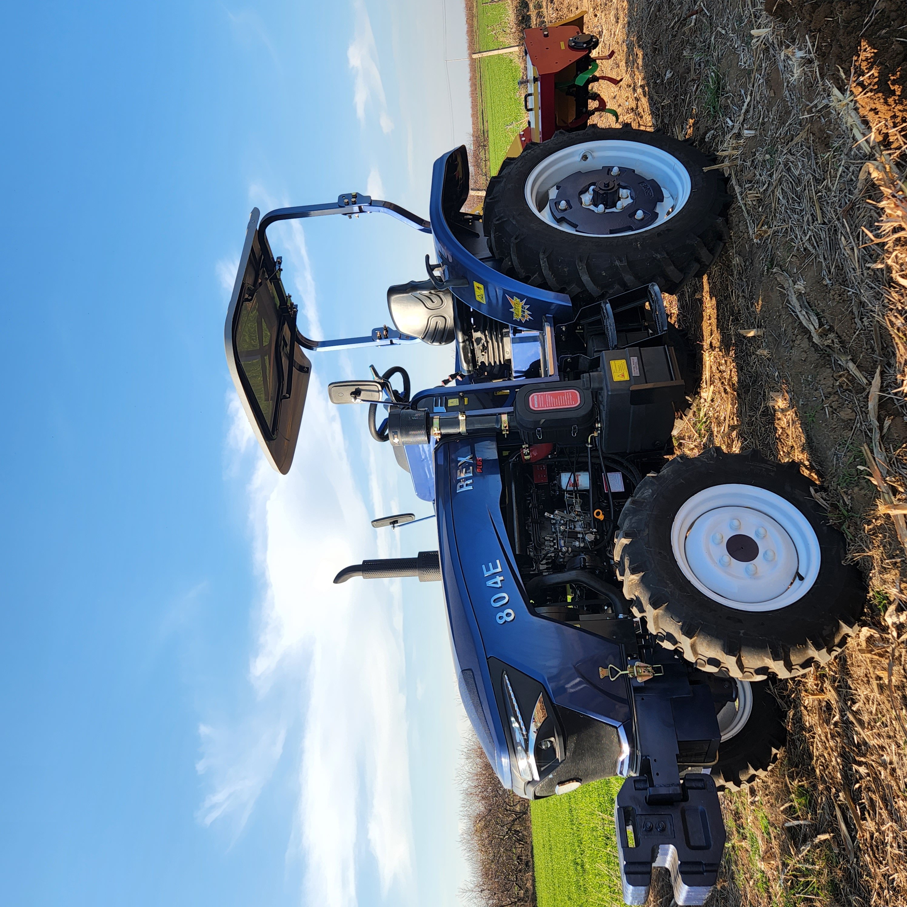 New Agricultural Four-Wheel Tractor 60HP 70HP 80HP 90HP 100HP 180HP Horsepower Multi Purpose 4x4 Compact Tractor Farm Use