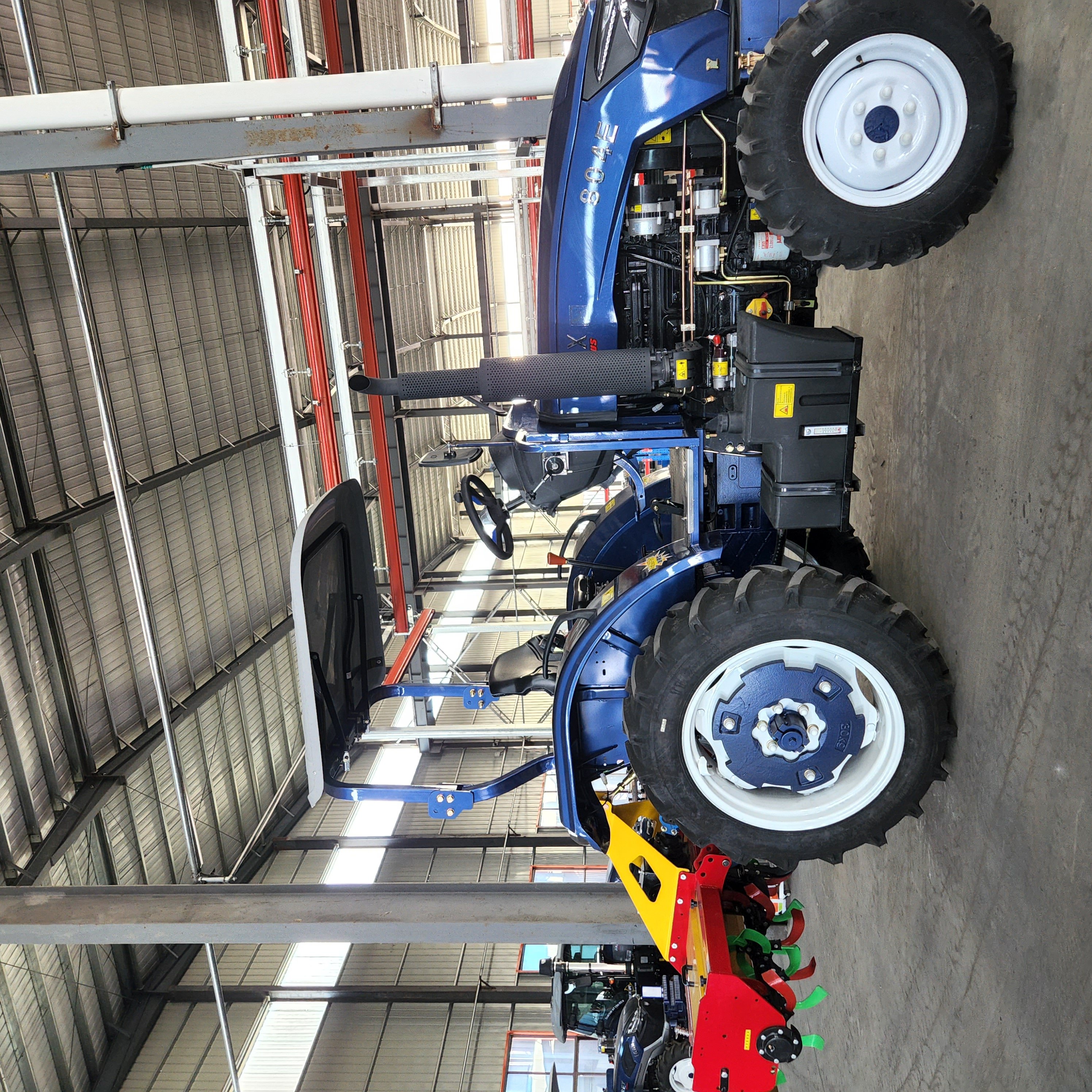 New Agricultural Four-Wheel Tractor 60HP 70HP 80HP 90HP 100HP 180HP Horsepower Multi Purpose 4x4 Compact Tractor Farm Use