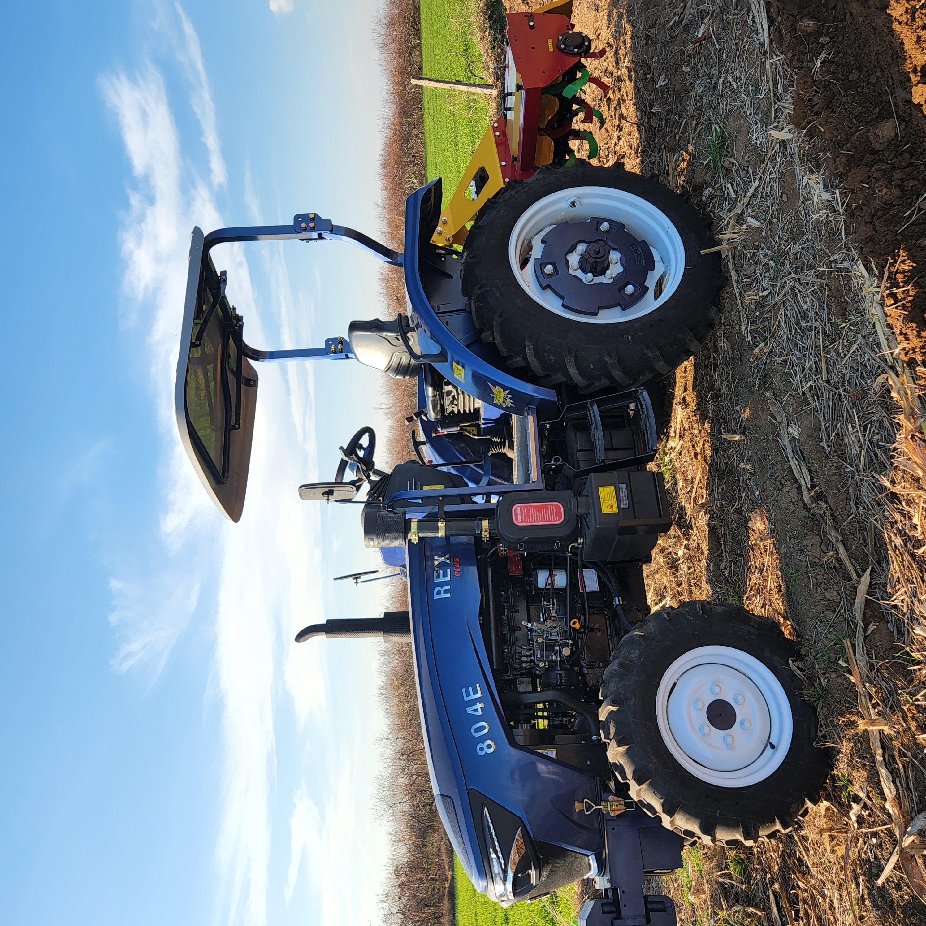 New Agricultural Four-Wheel Tractor 60HP 70HP 80HP 90HP 100HP 180HP Horsepower Multi Purpose 4x4 Compact Tractor Farm Use