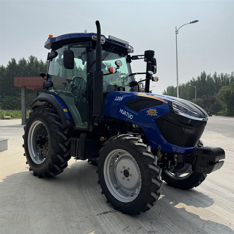 New Zoomlion Tractor Air Conditioner Convenient Tractor 3000kg Four-Wheel Drive Tractor