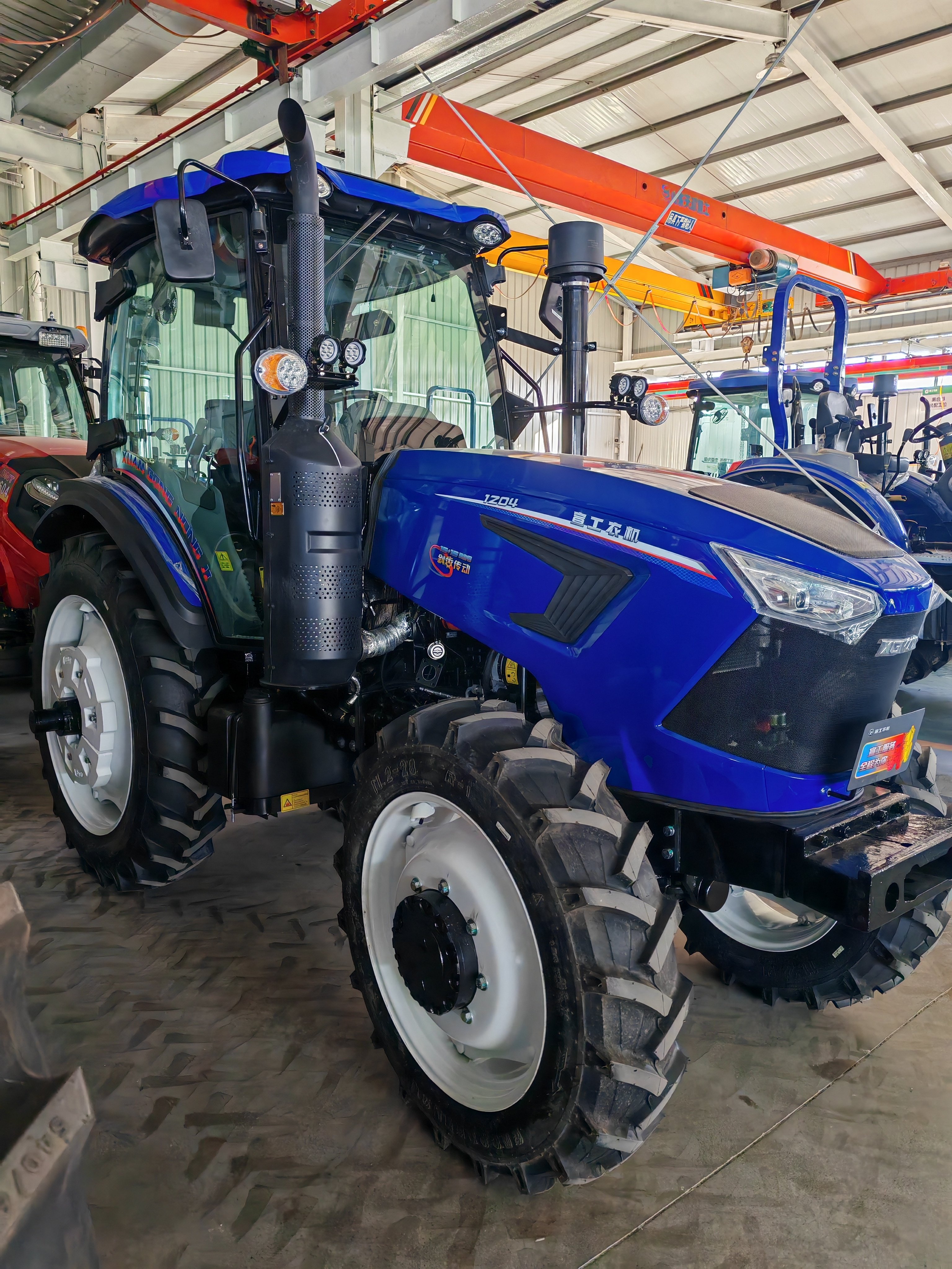 New 120HP 4WD Agricultural Tractor with ROPS Farm Tractors' Core Components Engine Gearbox Agricultural Machinery & Equipment
