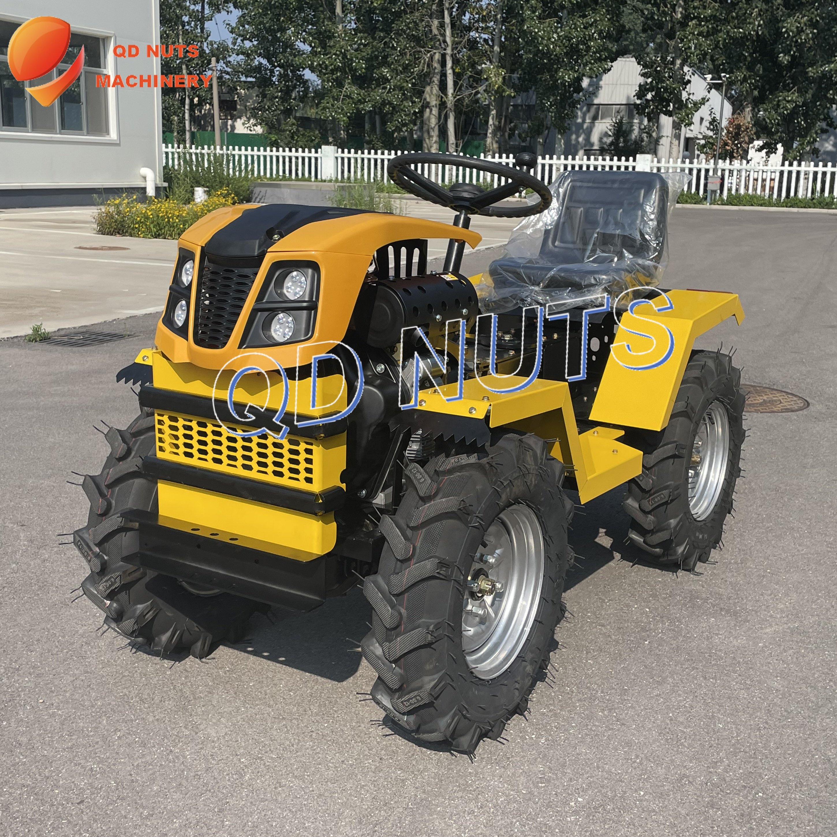 Agricultural Machinery Small Mini 4x4 Compact Farm Tractor.