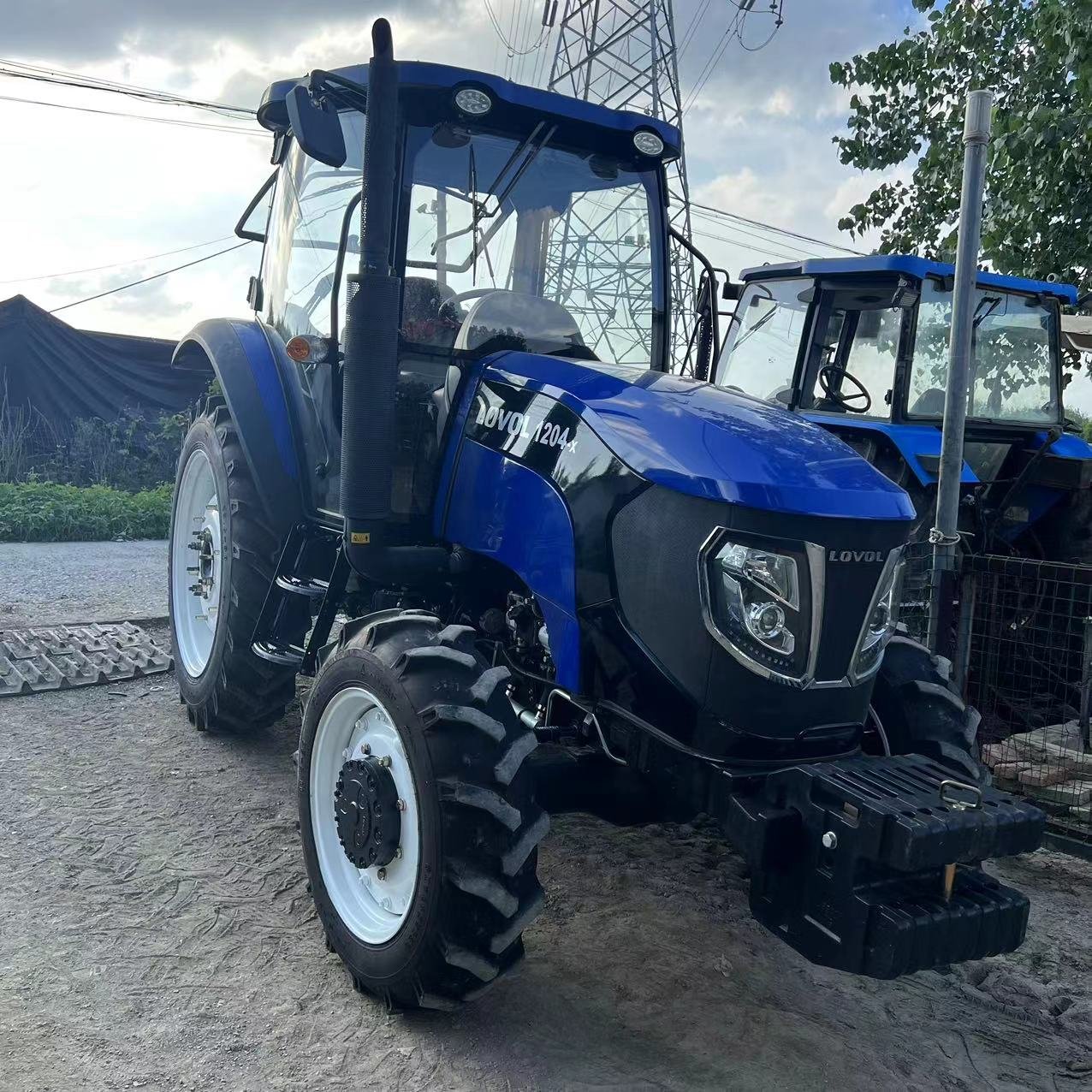 Used Agricultural Tractors Lovol 120hp Wheel Farm Tractor Agricultural Machinery for Sale
