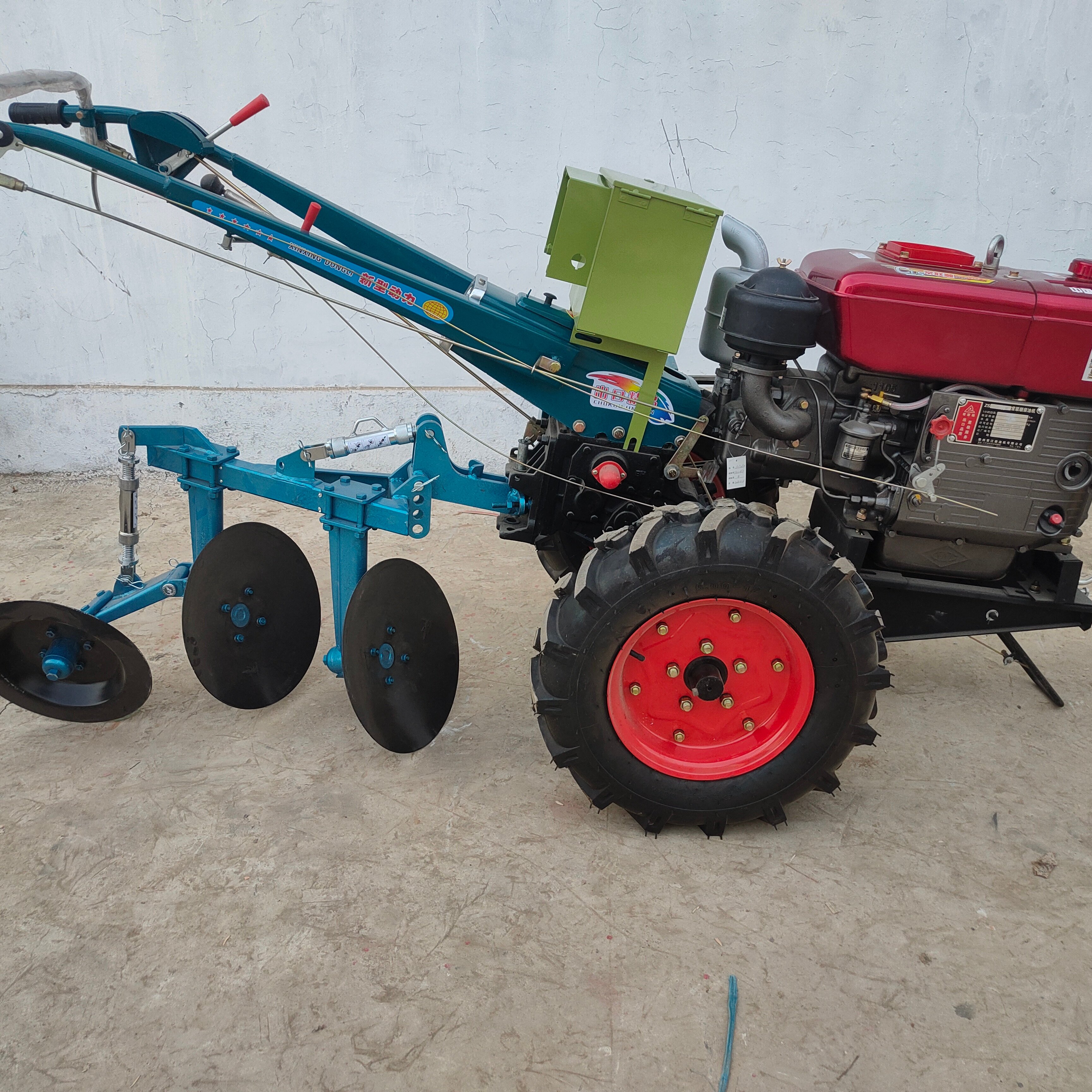 Easy to Use and High Efficient Walking Mini Tractor 20 Hp Two Wheel Mini Garden Farm Tractors