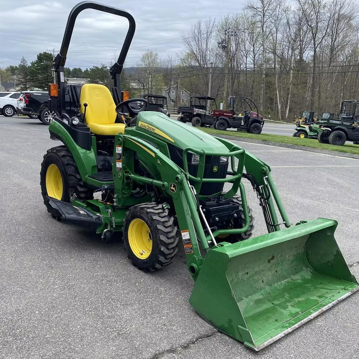 New Farming 4WD Wheel John Deer 2025R Tractors Agriculture Machinery Tractor with Rotary Cultivator