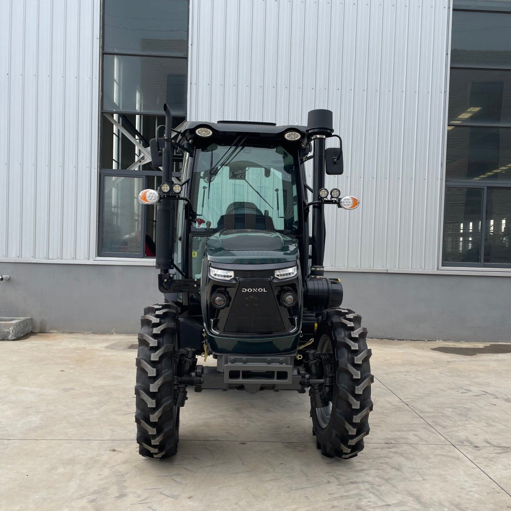 Multifunctional YTO 80HP 4WD Agriculture Tractor with Long-Service Weichai Diesel Engine for Farm Use