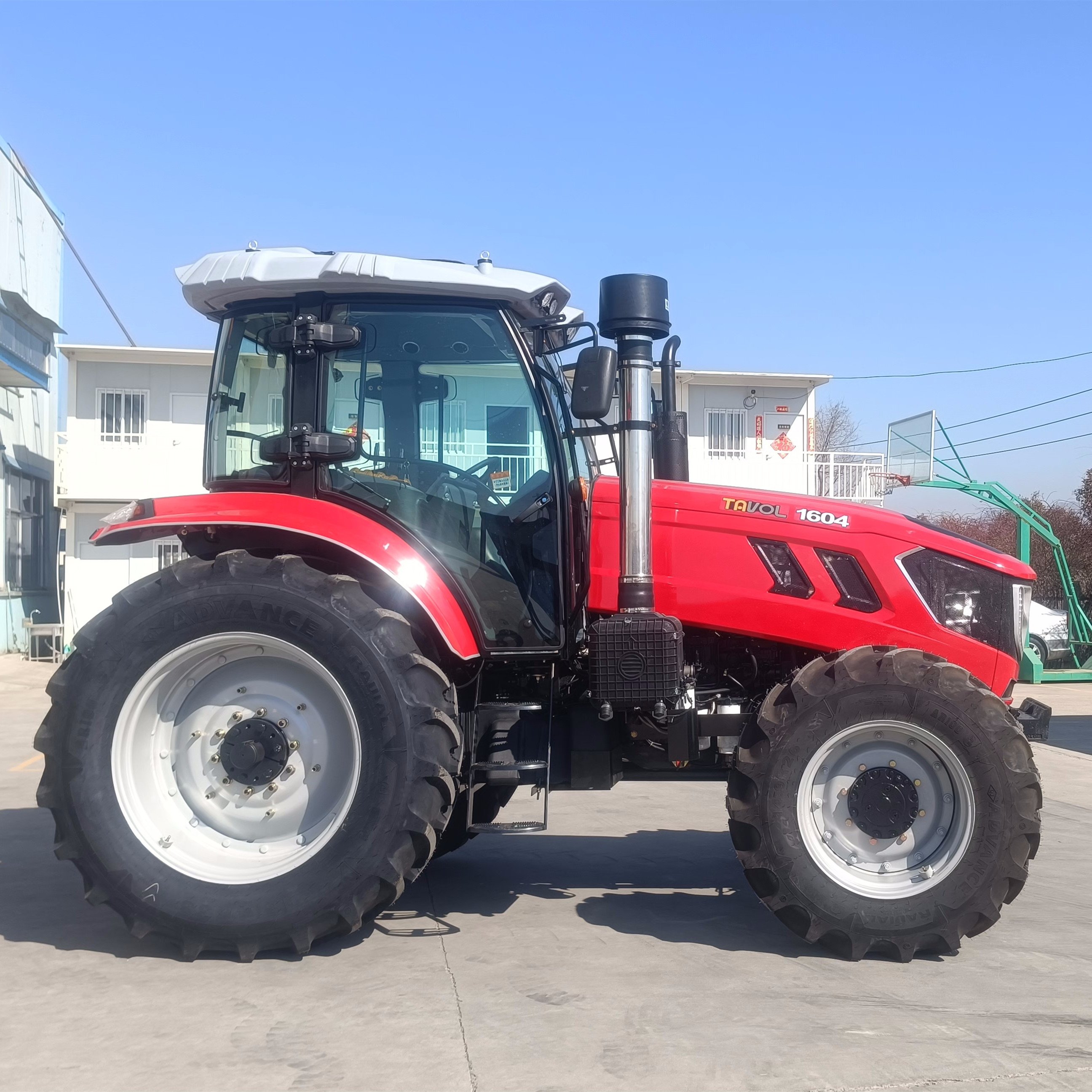 Top Brand Heavy Duty Multifunctional 160Hp Agricultural Farm Tractor Agriculture Machinery Equipment With Best Price