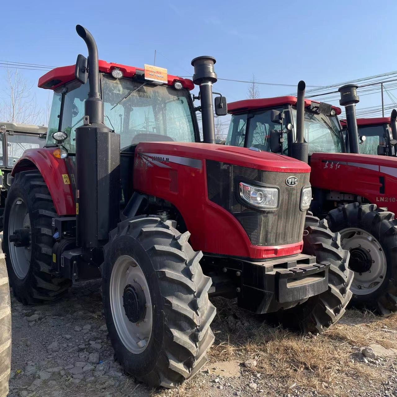 Yto LX2004 200hp Equipment Agricultural Used YTO Tractor 200hp and Optional Accessories with air Condition for Hot Sale