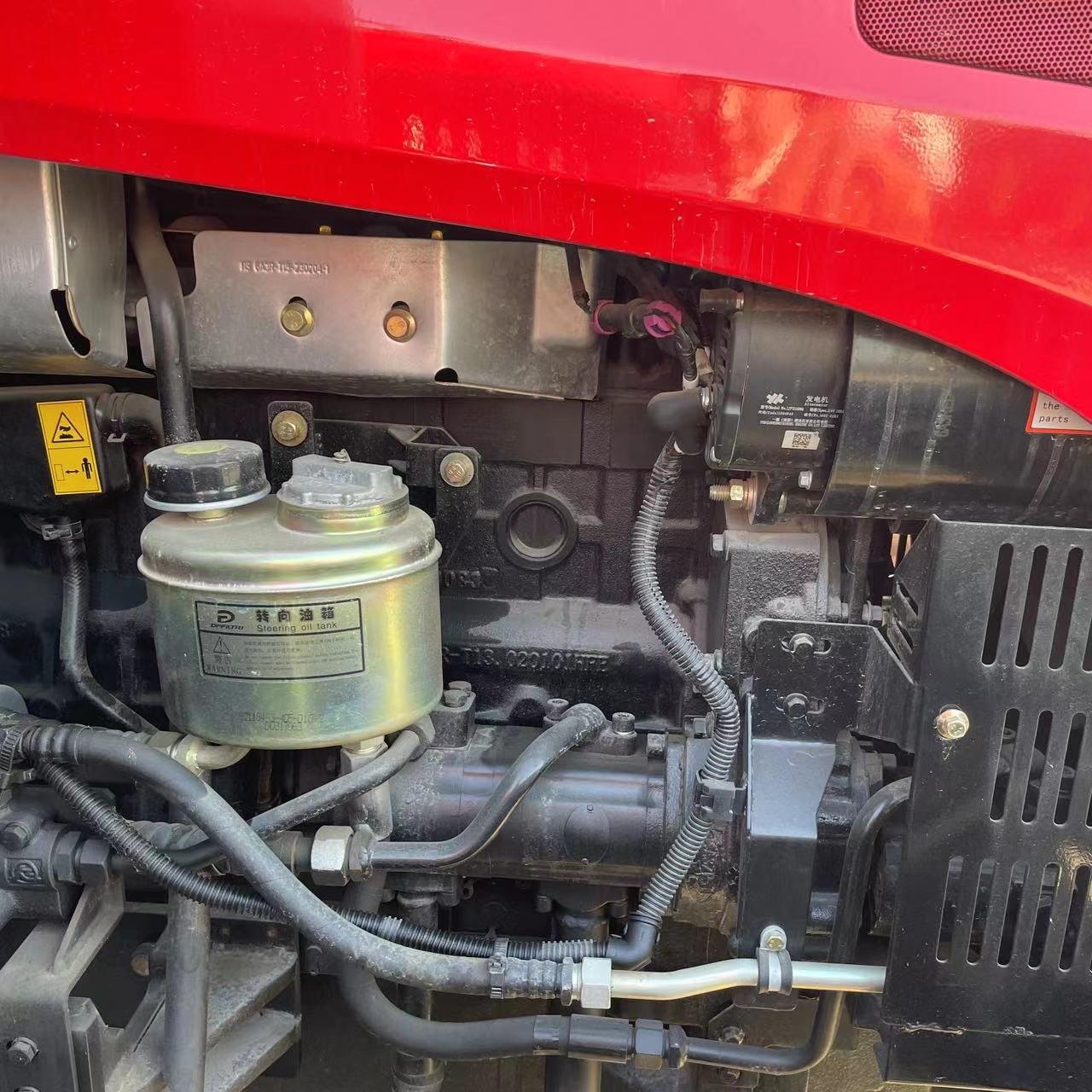 Yto LX2004 200hp Equipment Agricultural Used YTO Tractor 200hp and Optional Accessories with air Condition for Hot Sale
