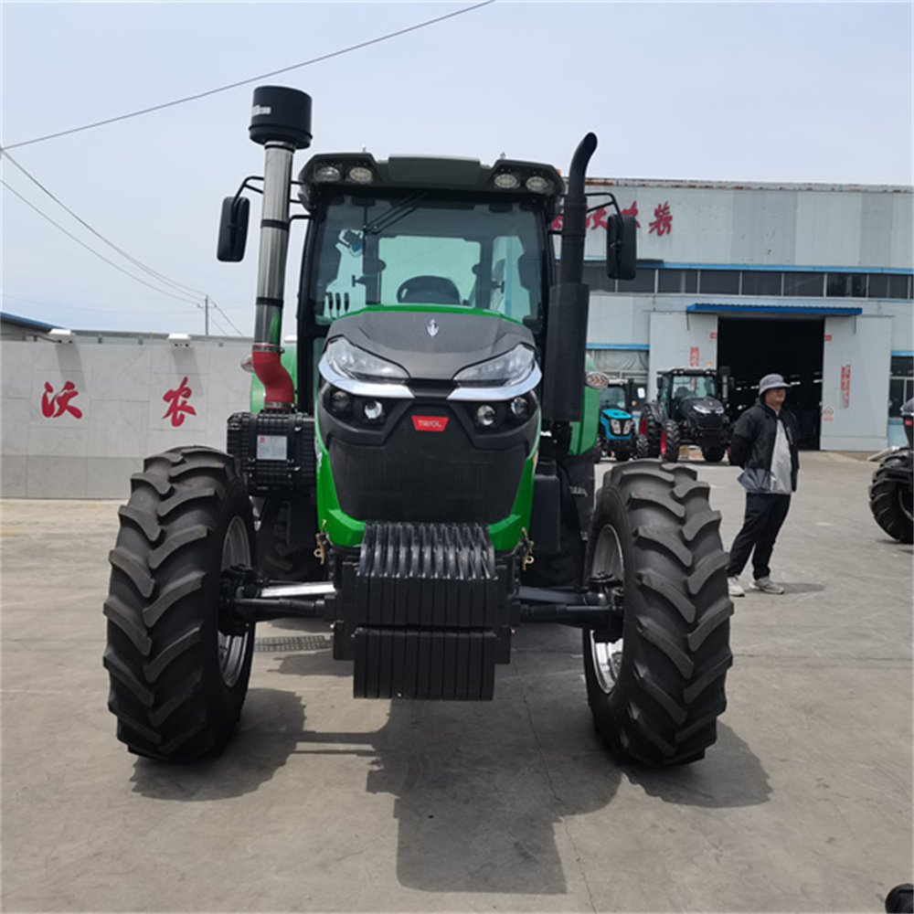Yto Mini Farm Tractor Core Components with Pump and Gearbox Agricultural Equipment Manufacturer