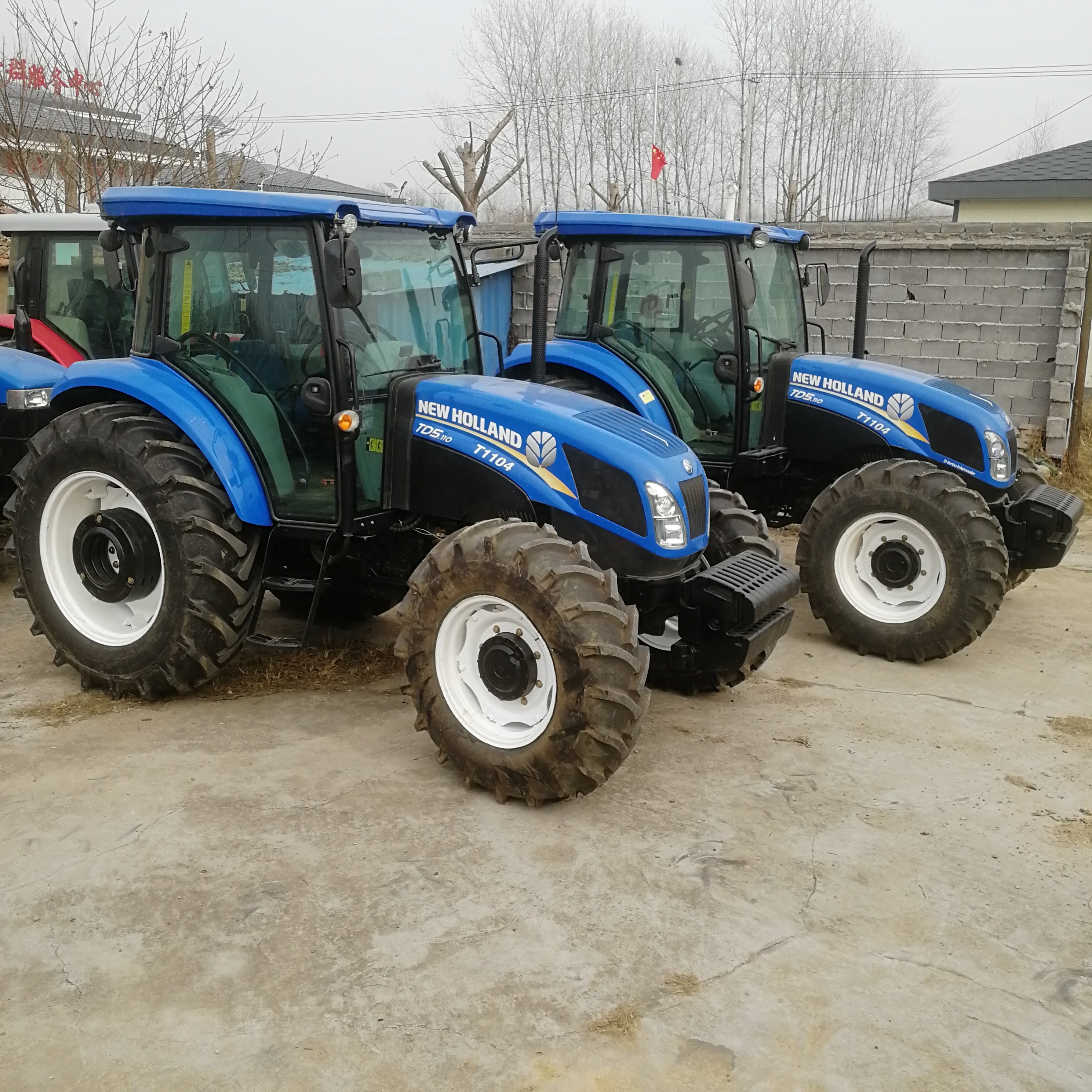 Used Tractors NH TD5 1104 4X4WD Wheel Farm Orchard Compact Tractor Agricultural Tractors