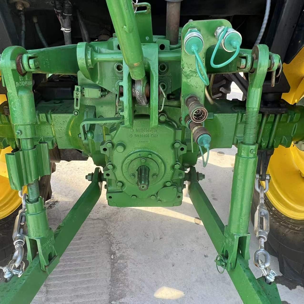 Factory Supply Used Farm Tractor for Agricultural 90hp Wheel Tractor for Sale
