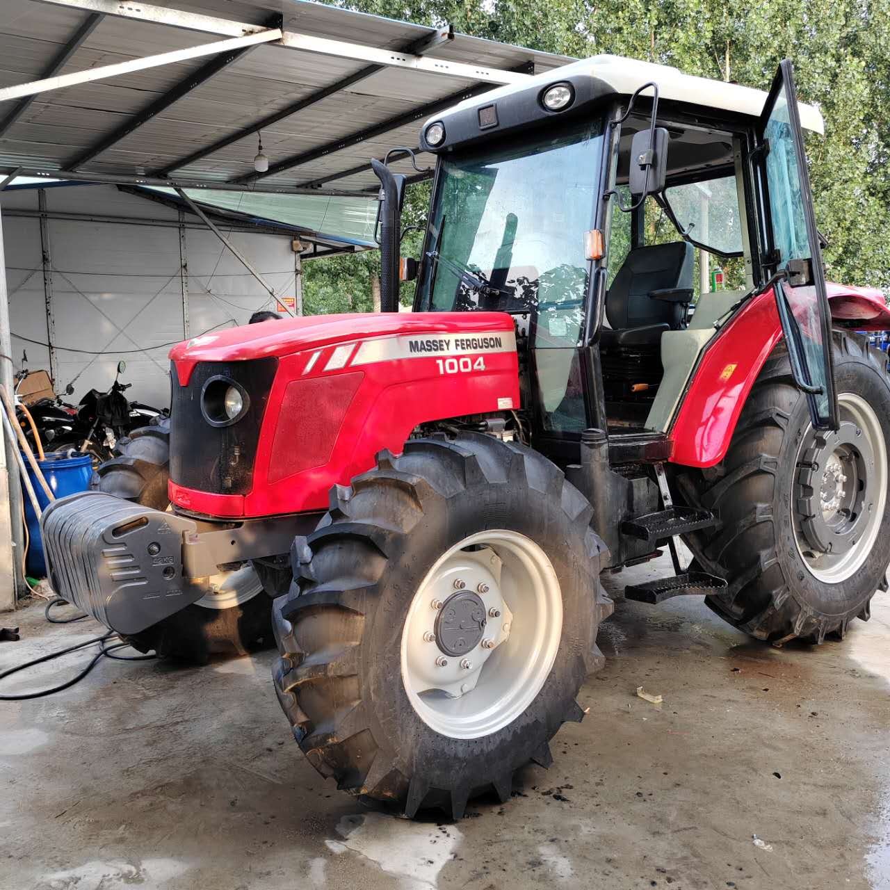 China Supplier Sale Buy 100HP Massey Ferguson Tractor for Sale 4WD Second Hand Agriculture Tractor