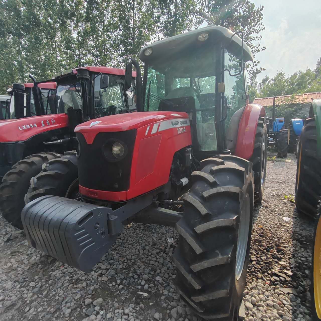China Supplier Sale Buy 100HP Massey Ferguson Tractor for Sale 4WD Second Hand Agriculture Tractor