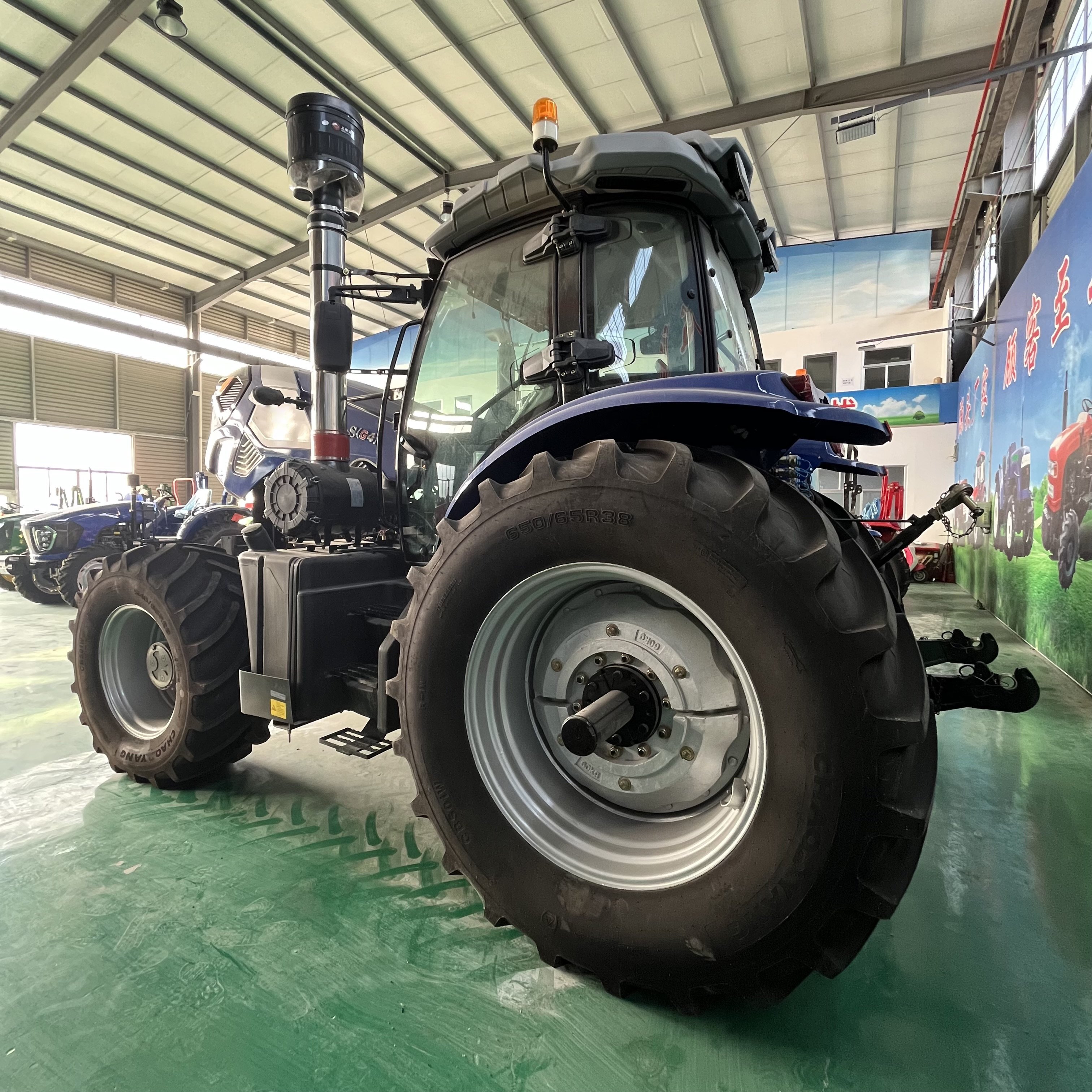 4WD100HP-180HP Tractor CE Orchard TractorFarm Tractor Walking Tractor for Agricultural Machinery