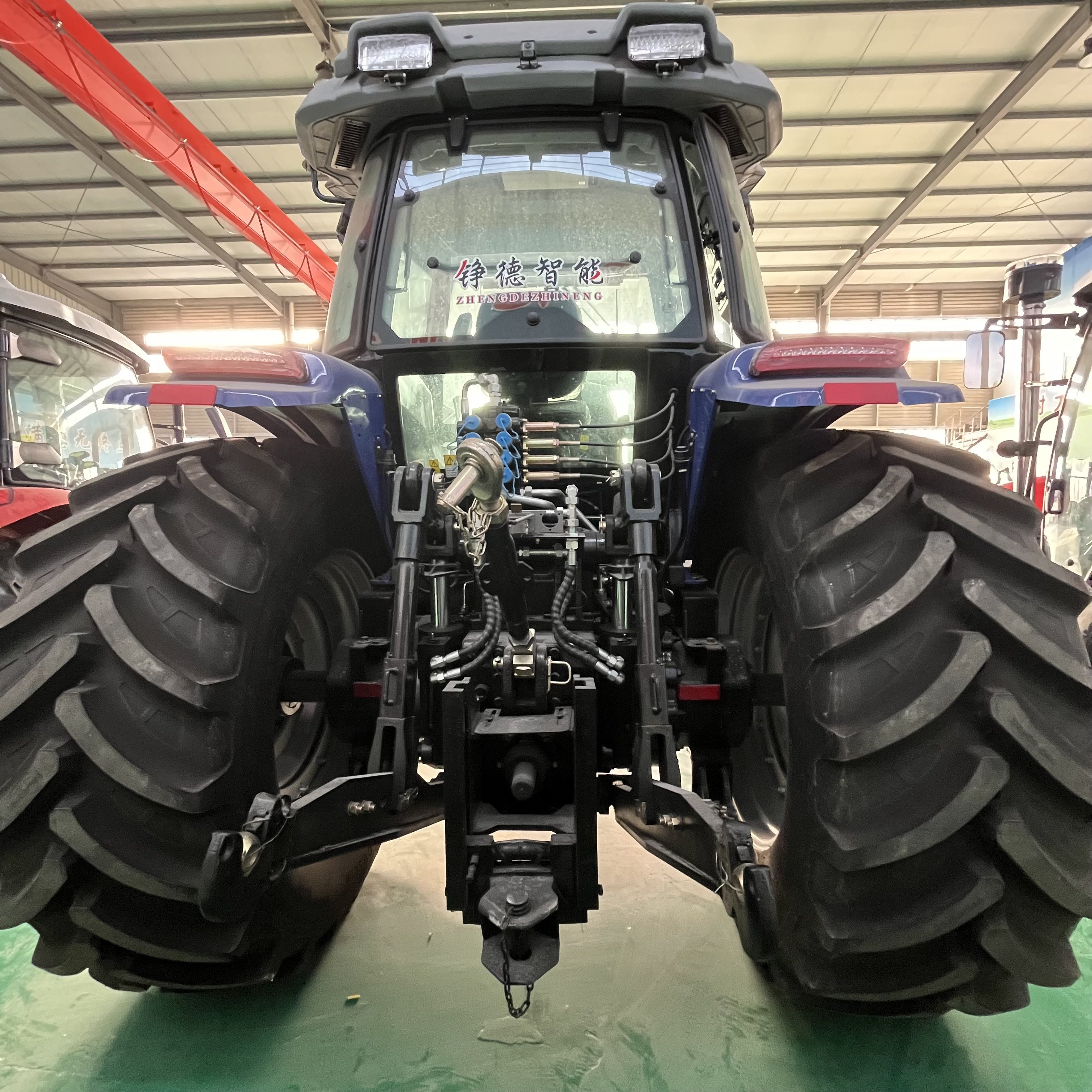 4WD100HP-180HP Tractor CE Orchard TractorFarm Tractor Walking Tractor for Agricultural Machinery