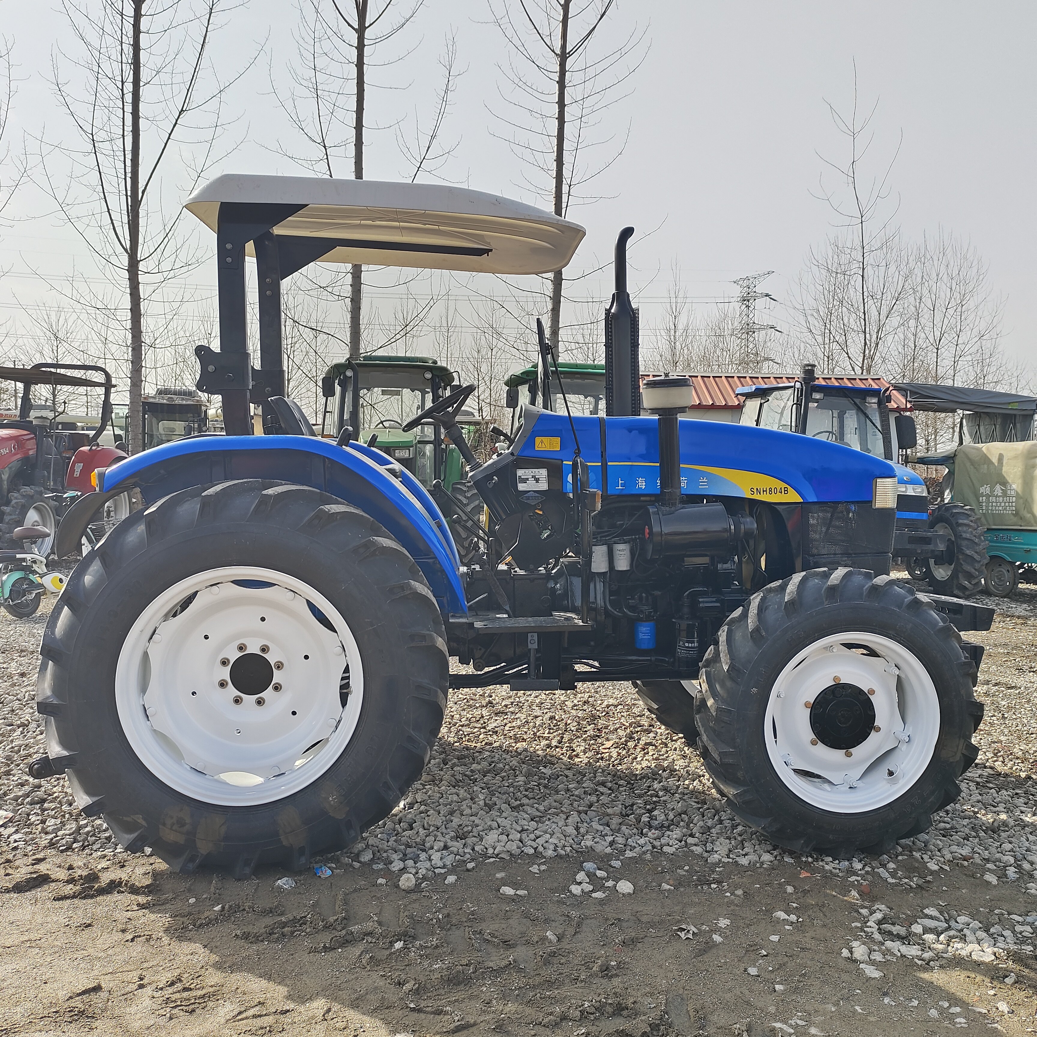 Second Hand Used Small Four Wheel 4x4 Mini Walking Agricultural Farm Tractor for Sale with Low Price in China