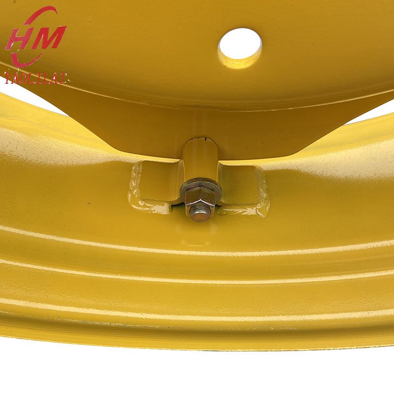W8x32Agriculture Equipment Front Rear Farm Tractor Wheels and Hub Tires With Rims Lug for Adjustment 9.5-32 Tractor
