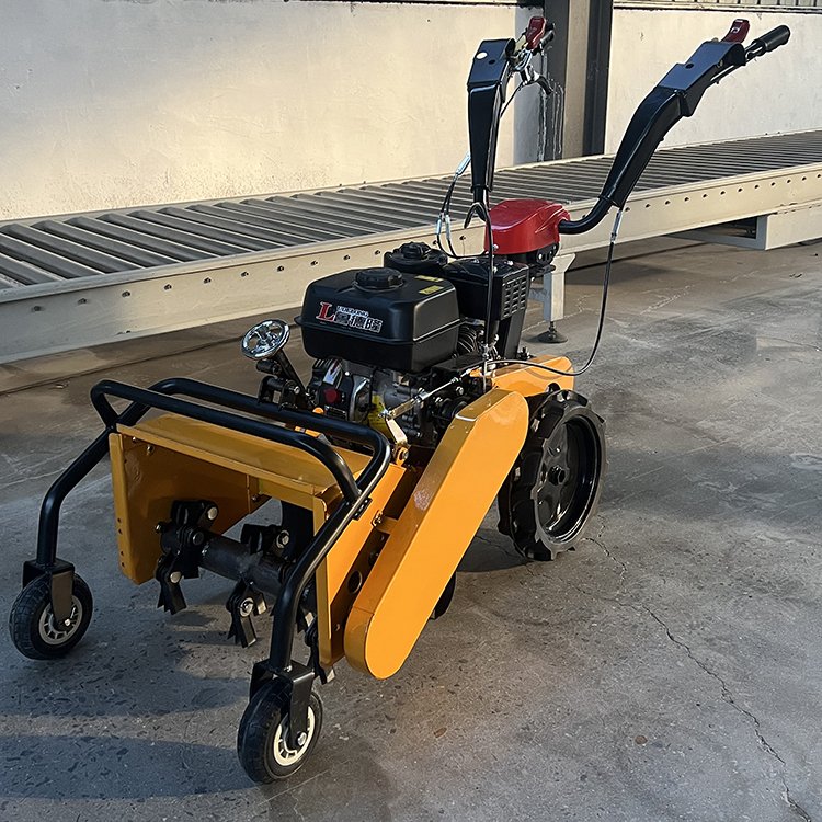 Hot Sale Price Diesel Engine Weeder 4 Wheel Self -propelled Working Garden Use