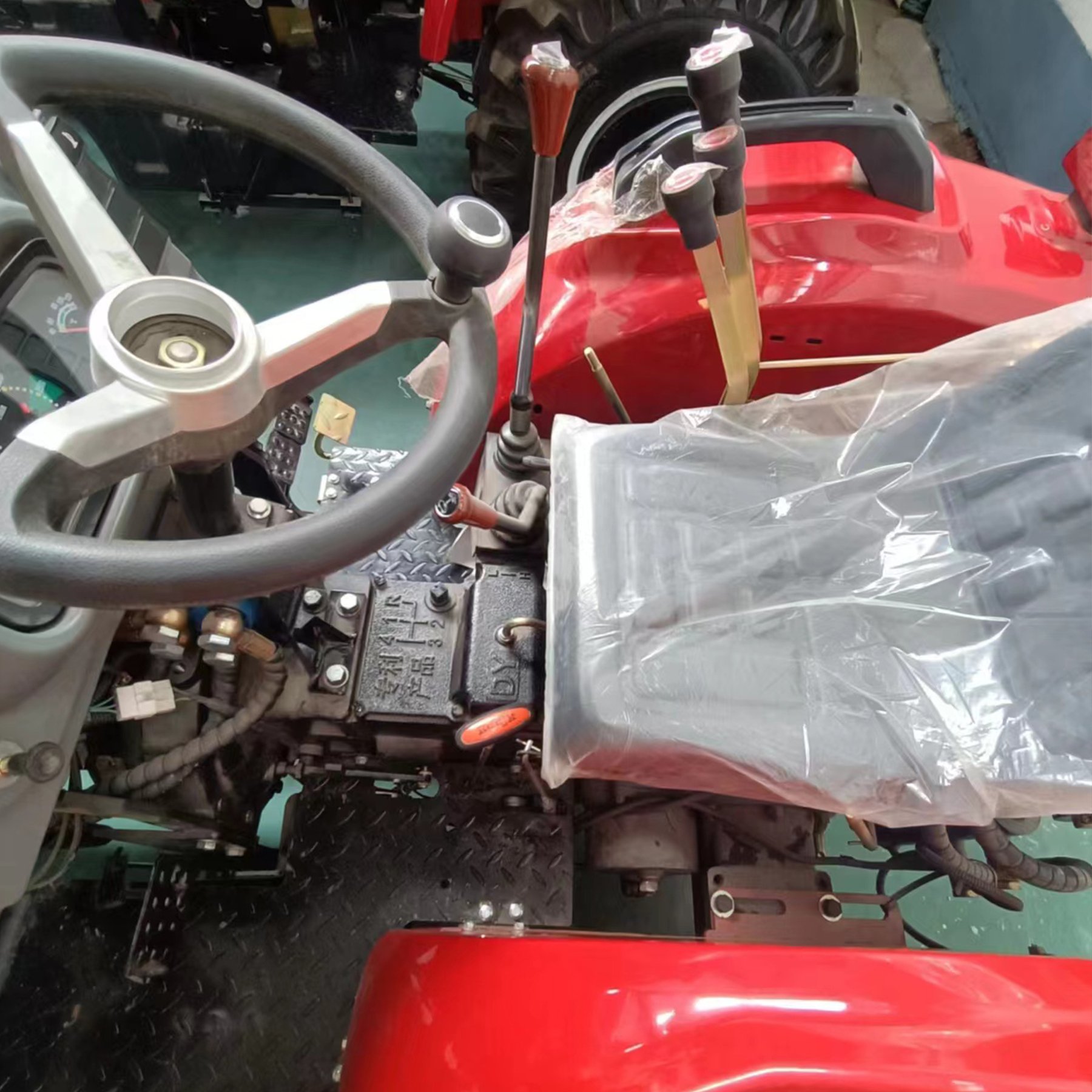 504 Small Electric Agricultural Wheeled Tractor for Farming with Varta Battery