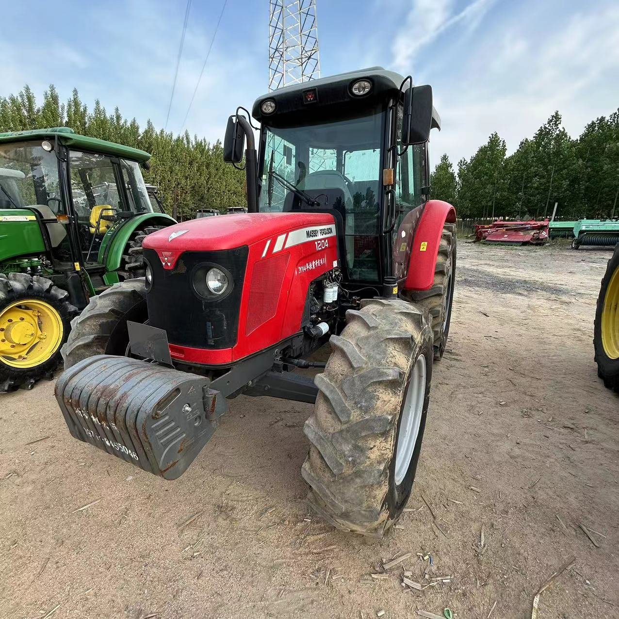 Agricultural Equipment Farm Machinery Wheel Tractor Maquinas Agricolas