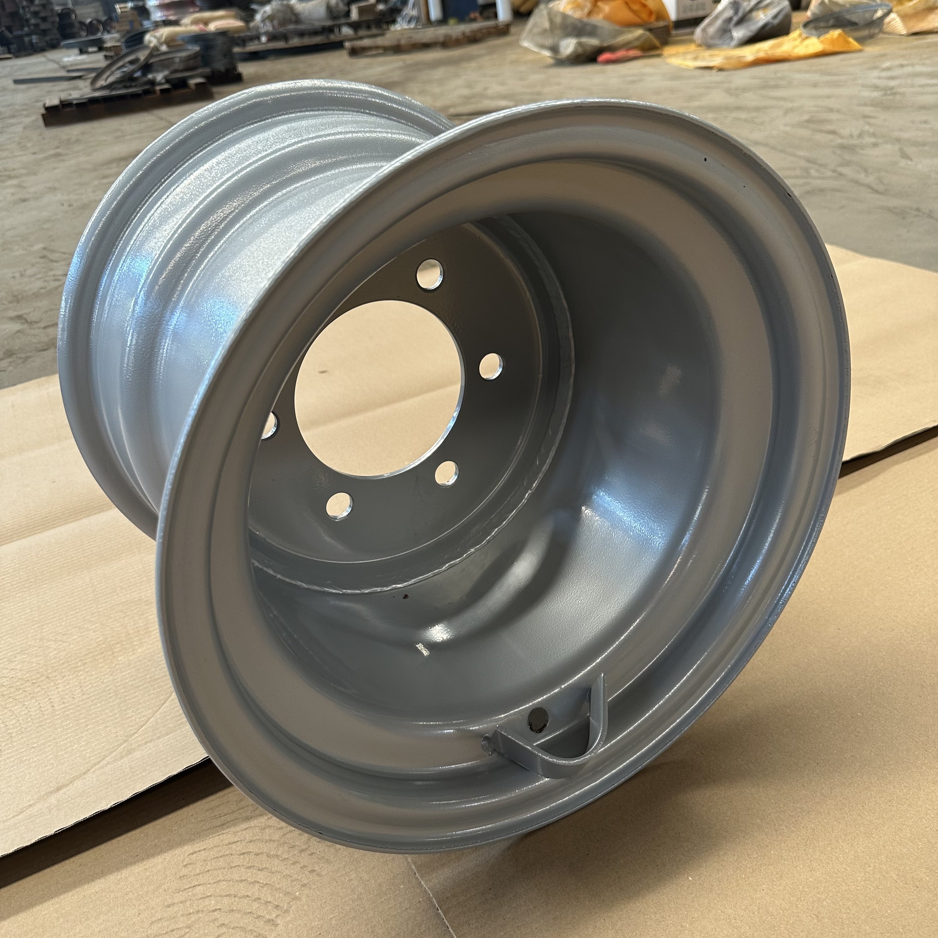 Rim Manufacturers 13x15 Inch Agriculture Tractor Steel Wheel Rims for 31x15.5-15 Tires