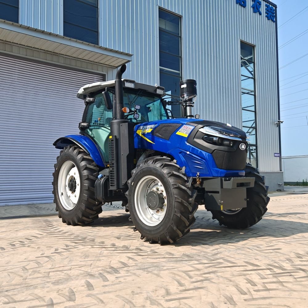 Top-Rated 200-300 HP Agriculture Farm Tractor Large Heavy 4WD Machine With Powerful Trailer