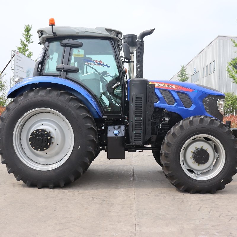 Agricultural Tractor for Farm 4WD Diesel Tractor with YTO Engine Core PLC & Pump Components