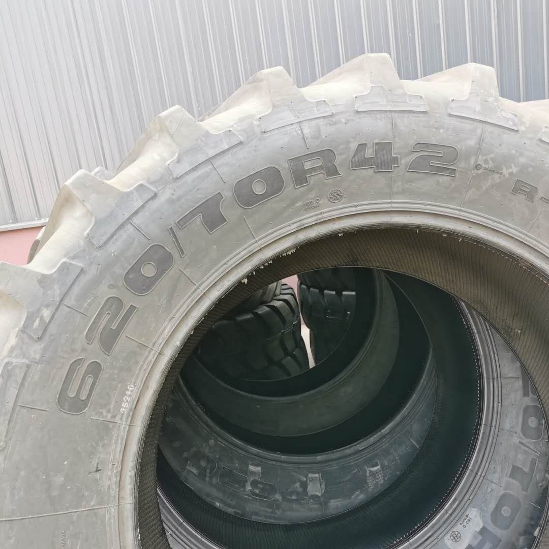 Radial Tubeless Tyre 380/85R24 420/85R24 460/85R38 Agriculture Tractor Tyre High Quality With Long Time Warranty