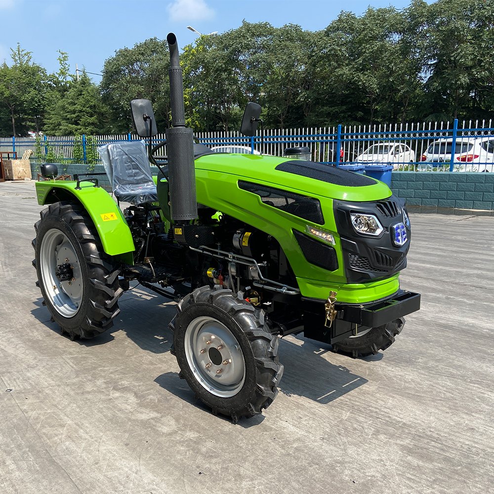 China Micro Mini Sprayer Small 4X4 Wheel Tractor 40HP Garden Tractors