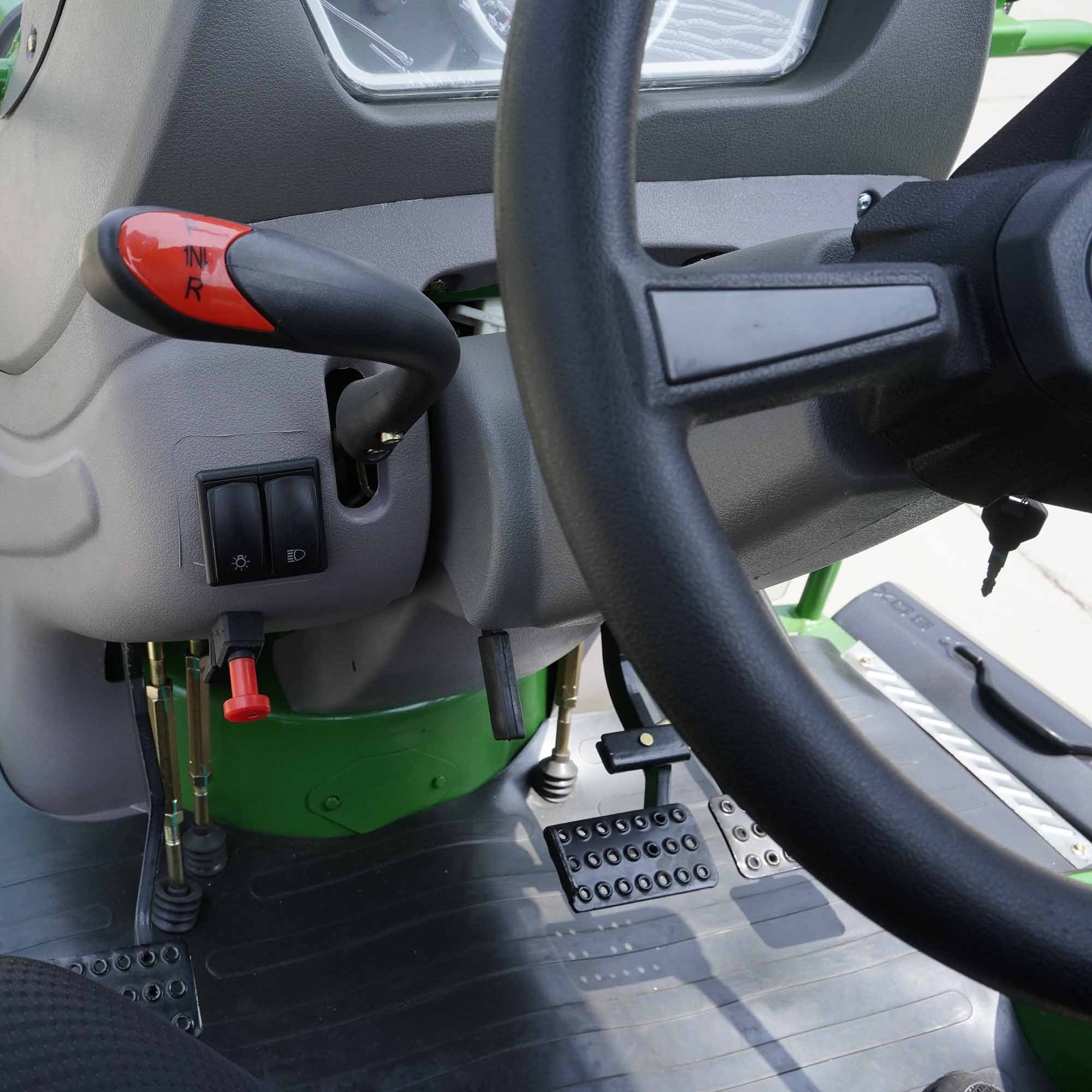 Rural Agricultural Equipment Tractor 60HP 70HP 100HP Tractor Grass Tractor Agricultural Promotion